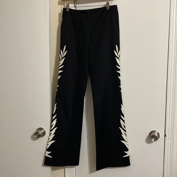 Cache Pants - Picture 1 of 10